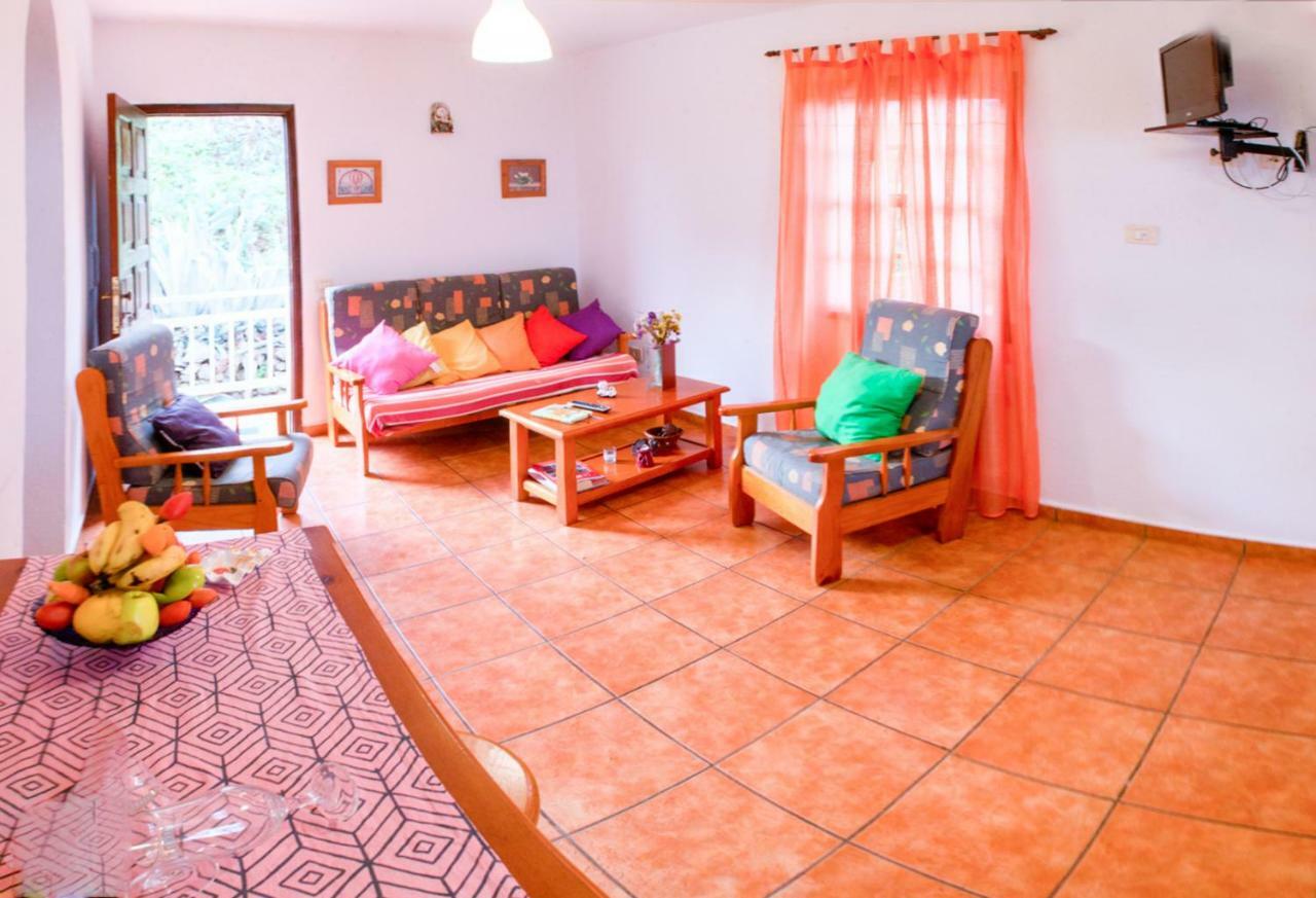 Bodega Goyo Apartment Puntallana ภายนอก รูปภาพ